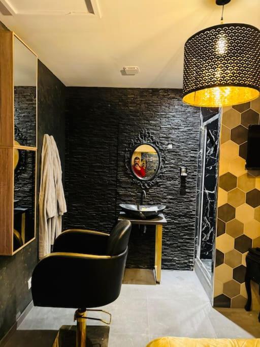 13 Nuances De Grey Jacuzzi Marselha Exterior foto